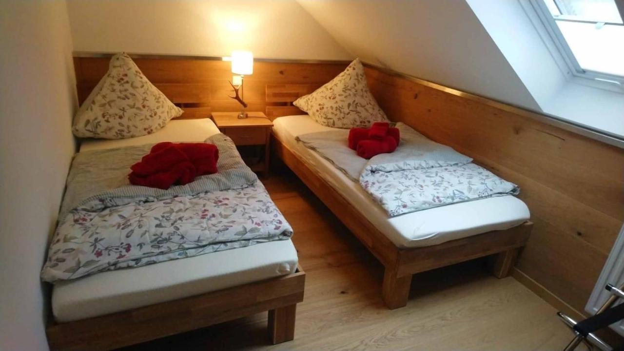 Forsthaus Apartment Crimmitschau Екстериор снимка