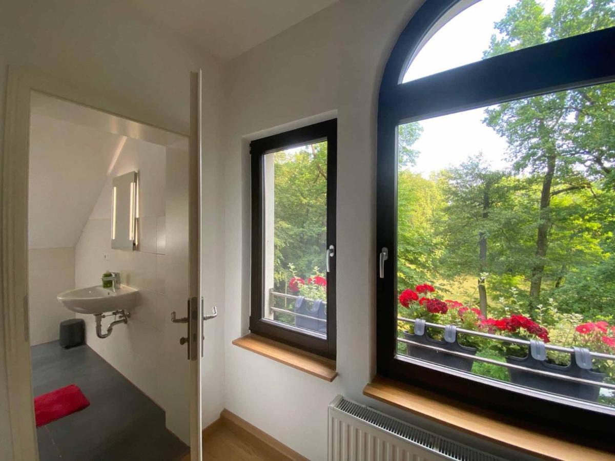 Forsthaus Apartment Crimmitschau Екстериор снимка
