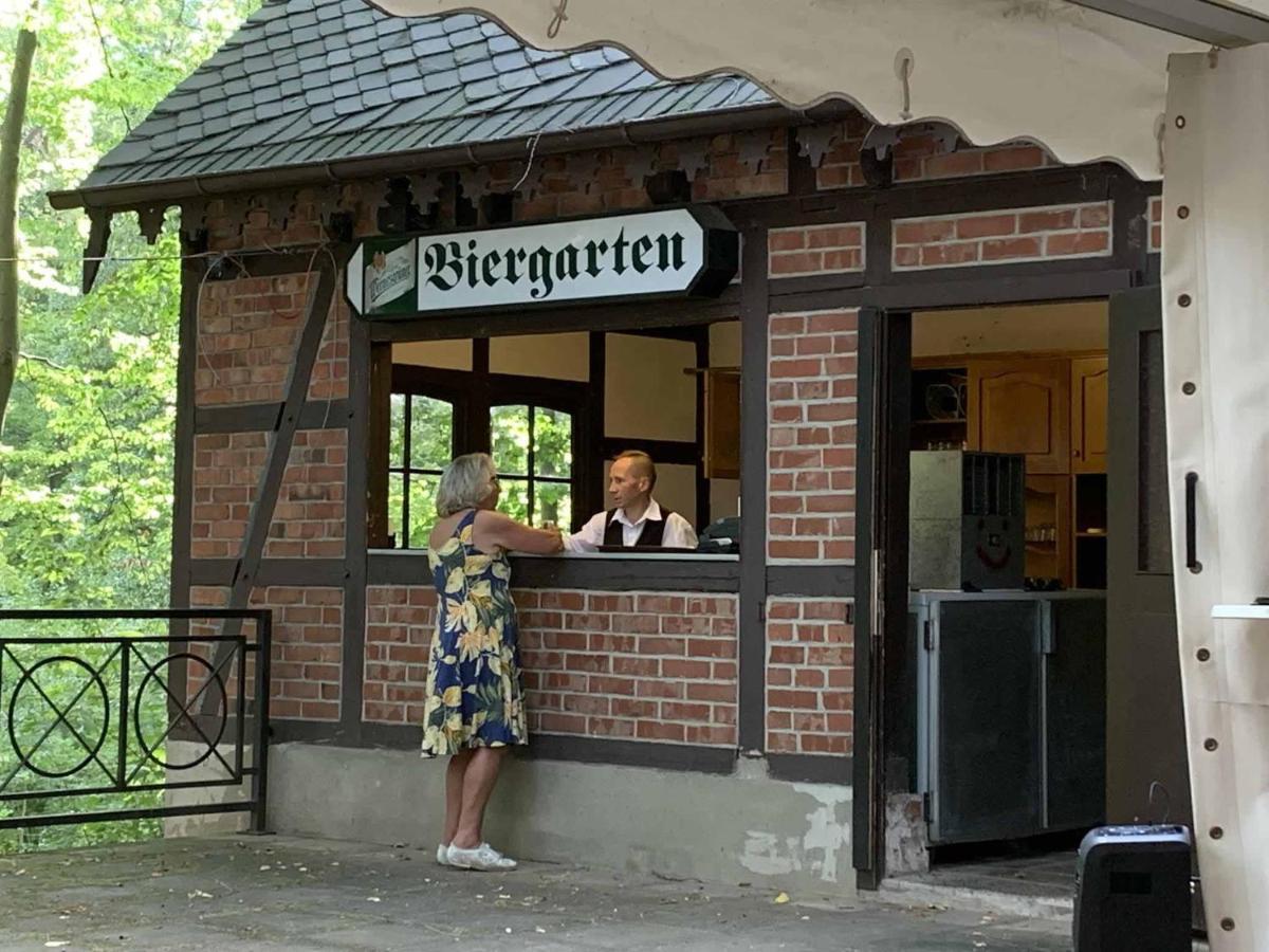 Forsthaus Apartment Crimmitschau Екстериор снимка